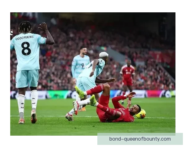 加克波国家队点球稳定发挥助力球队胜利表现抢眼